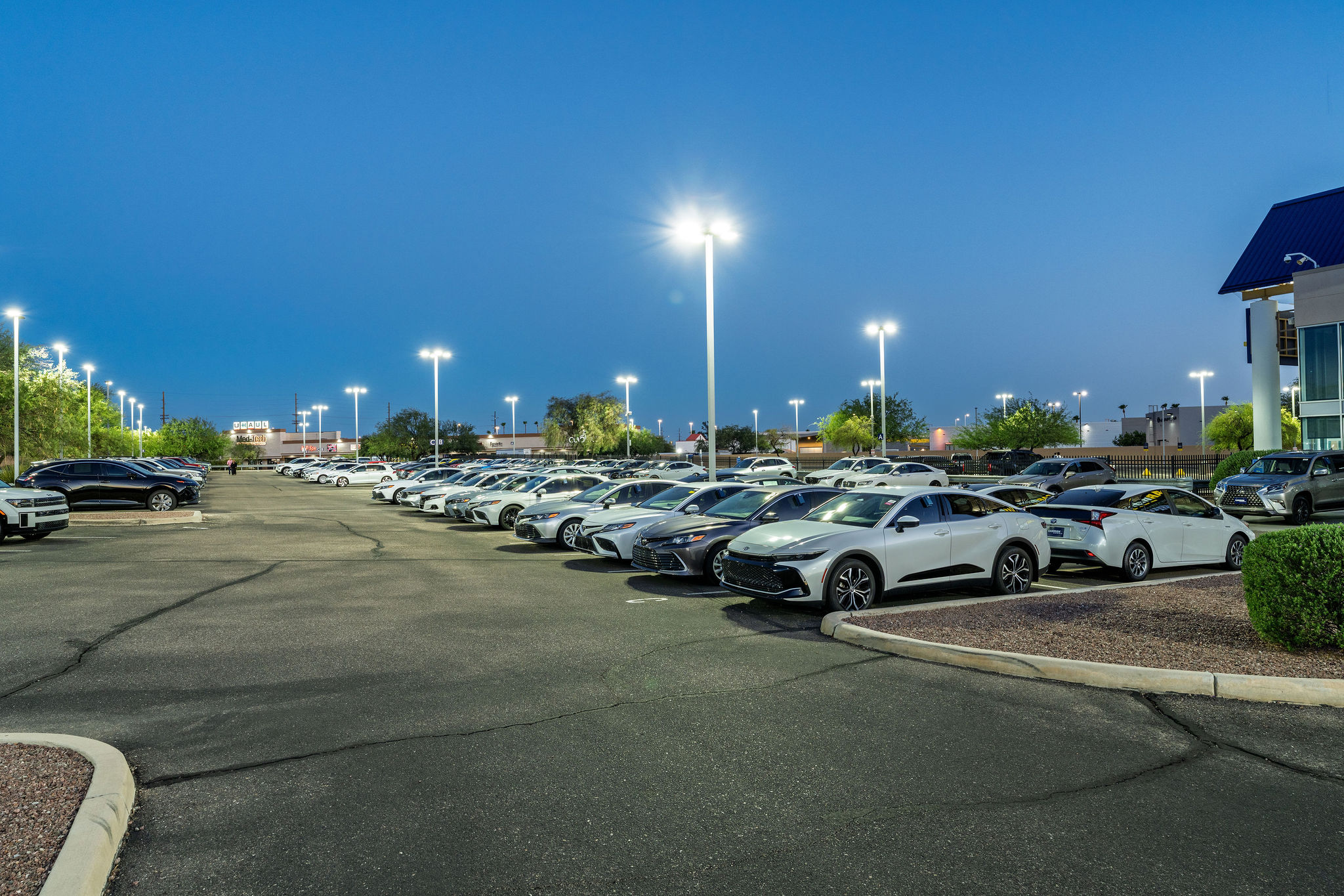CarMax on Oracle Rd