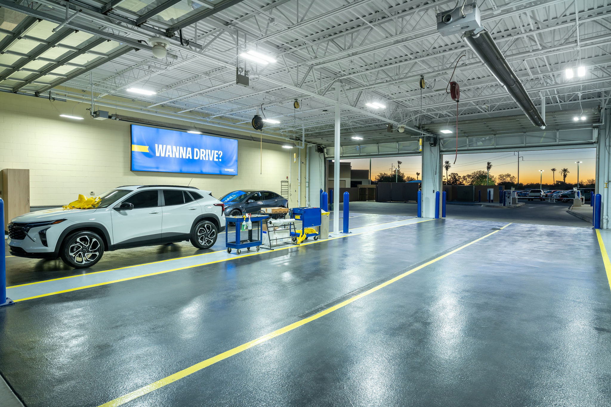 CarMax on Oracle Rd