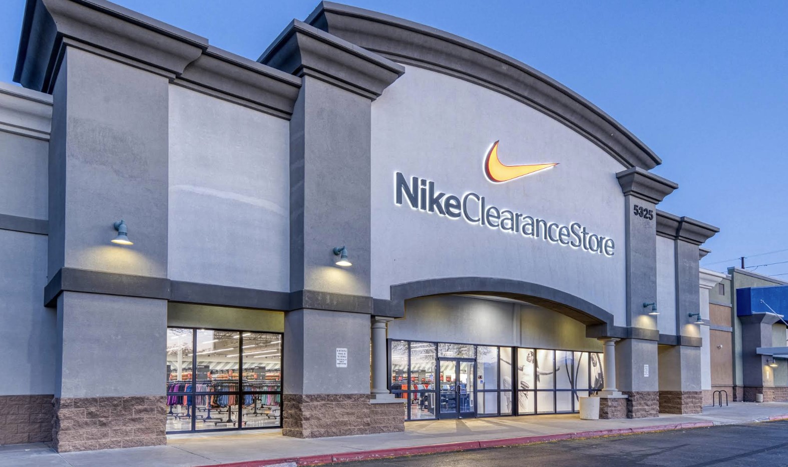 Nike Clearance Store